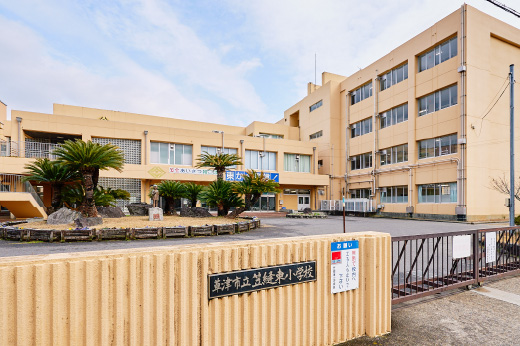 草津市立笠縫東小学校外観写真